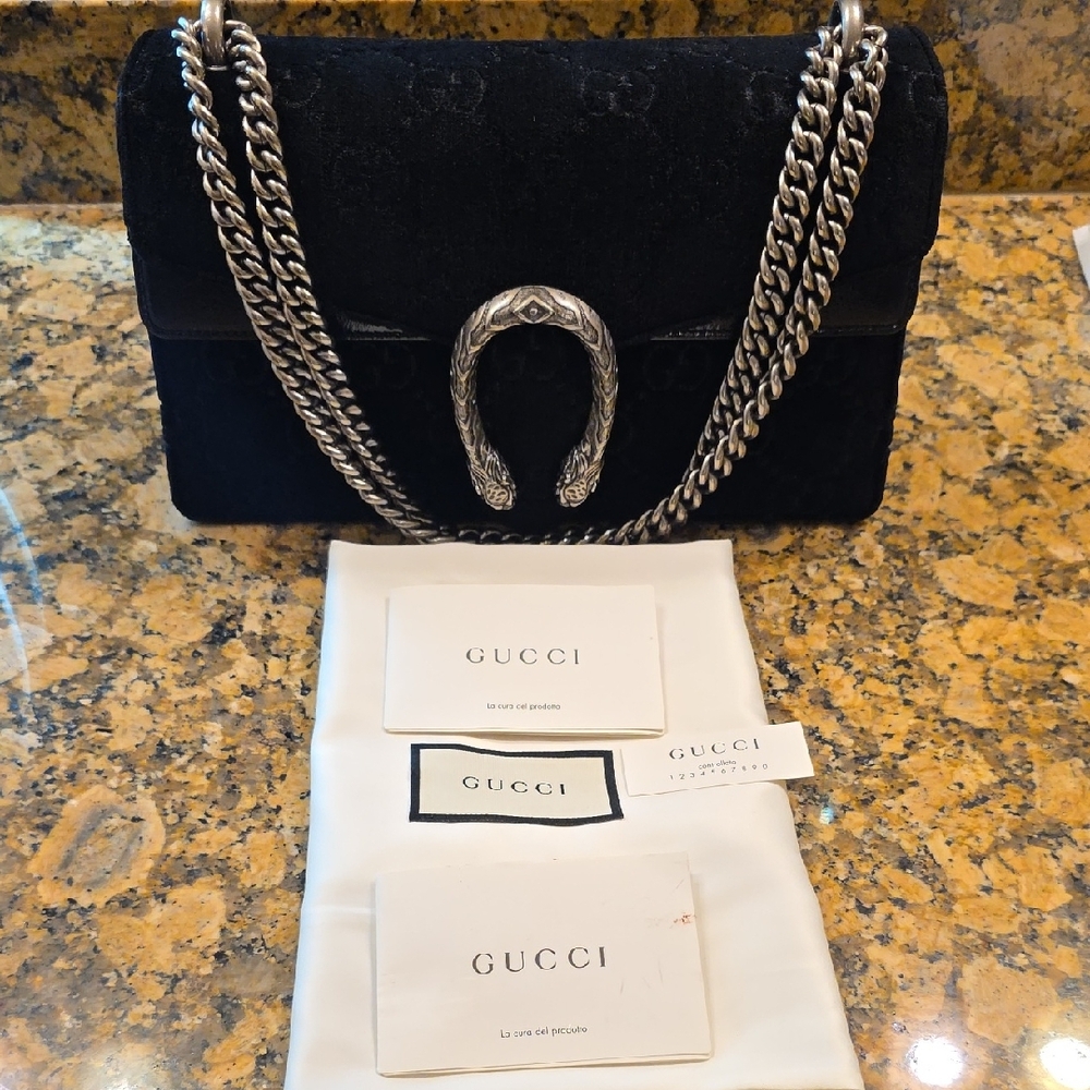 Absolutely Beautiful & Very Elegant  Gucci Dionysus GG Velvet Shoulder Bag. - Picture 14 of 16